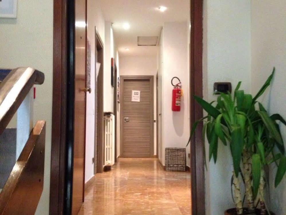 Villa Melchiorre Milan Bagian luar foto